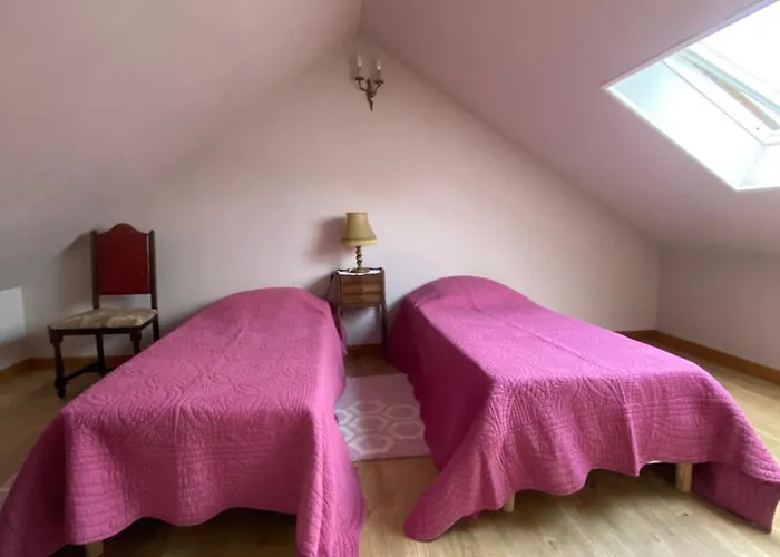 Le Camp Romain, Maison Familiale Avec Terrain Banville