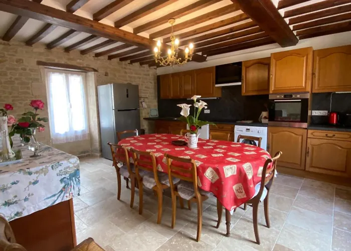 Le Camp Romain, Maison Familiale Avec Terrain Casa vacanze Banville