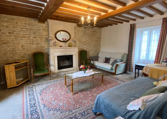 Casa vacanze Le Camp Romain, Maison Familiale Avec Terrain